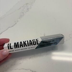 IL MAKIAGE Black Card Liquid Eyeliner
